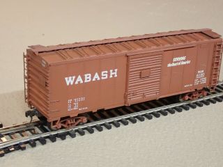 Atlas O 2 - Rail Box Car,  Wabash 6180,  Kadee Couplers,  No Box 2