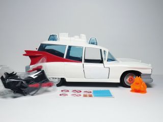 Kenner Ecto 1 Vintage 1986.  The Real Ghostbusters Car.  100 Complete.