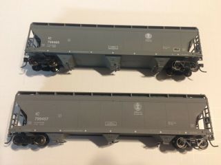 Ho Scale Accurail Acf 3 Bay Covered Hopper 2 Pack 799457 & 799465 Ic Cn