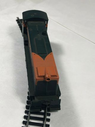 Athearn HO Scale Great Northern Diesel Engine Locomotive and Runs 2