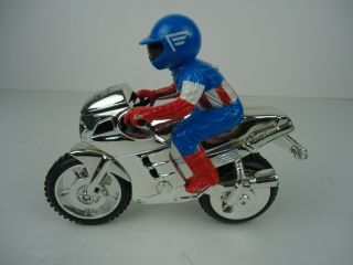 Captain America Marvel Universe Live Avengers Toy Bike - Rev And Go Motorcycle