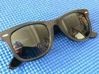 Vintage 1980’s Bausch & Lomb Ray - Ban Wayfarer Sunglasses 5022 Black W/ Soft Case