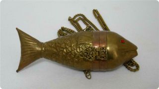 Vintage Antique Gold Tone Brass - Copper Look Fish Purse Metal Bag Chain Red Eyes
