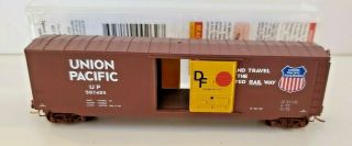 Micro - Trains Line N - Scale 07700050 Union Pacific 50 