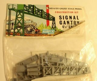 Ho & Oo Signal Gantry Construction Scale Model Train Accessories Old Stock