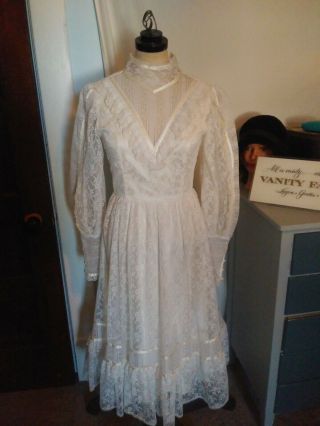 Vintage 1970s Ivory Lace Gunne Sax Dress Prairie Dress Size 5
