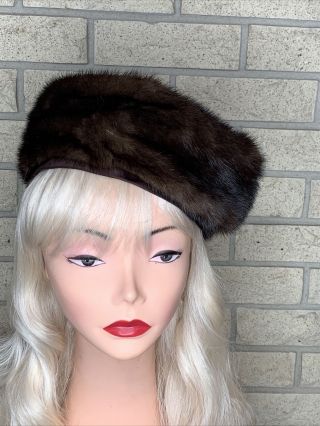 Vintage Pill Box Women’s 1950s Shaded Brown Mink Fur Hat Cloche Style Retro Glam