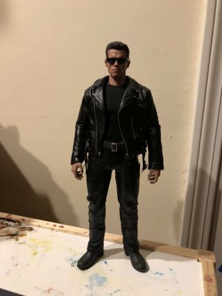 Hot Toys 1/6 Terminator 2 T2 Dx10 T - 800 Judgment Day