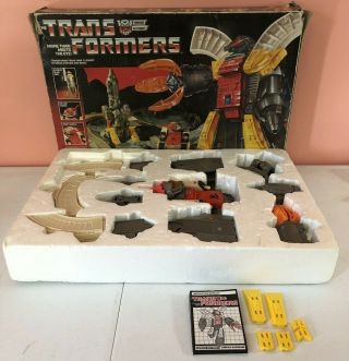 1985 G1 Transformers Omega Supreme Autobot Defense Base Complete Jr132