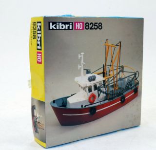 Kibri 8258 Modern Waterline Diesel Shrimp Boat Model Kit 1/87 Ho