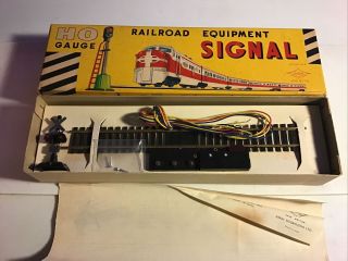 Vintage Sakai Japan Ho Gauge Model Train Layout Crossing Signal Boxed