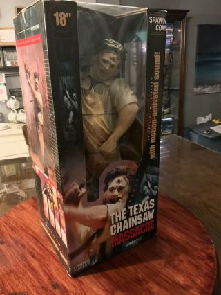 Movie Maniacs The Texas Chainsaw Massacre Leatherface 18 " Figure Mcfarlane Toys