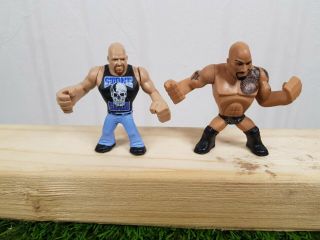 Wwe Wrestling Rumblers Stone Cold Steve Austin And The Rock Mini Figures