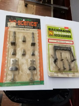 Bachmann Railroad Accessories N Scale Signal Bridge And Ho - Scenics Signals