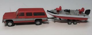 Ho Scale Vehicles Chevy Tahoe With Boat Trailer