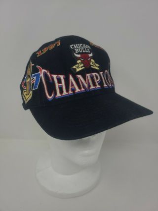 Vintage 1997 Chicago Bulls Nba Champions Black Nba Logo Athletic Snapback Hat
