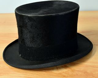 Antique Silk Plush Top Hat 6 7/8 Marshall Fields,  Chicago - Dobbs York Box