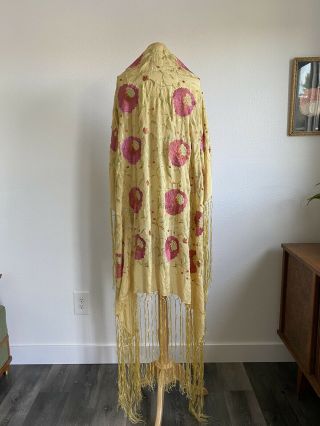 1920’s Yellow Embroidered Piano Shawl