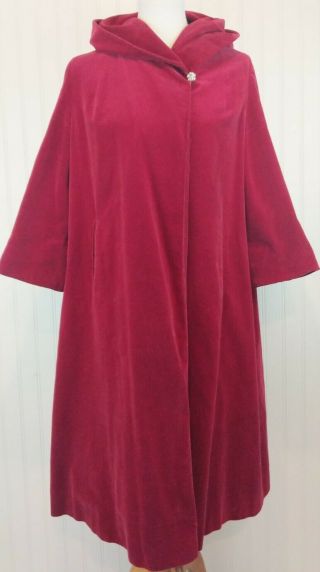 Vintage 50s Red Velvet Opera Coat Hooded 3/4 Sleeve Rhinestone Button Cape 4 6 S