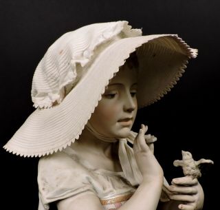 Antique Victorian 19th C Ribbed White Cotton Child’s Summer Hat