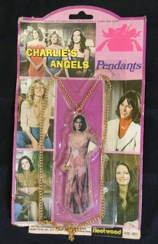 1977 Charlie’s Angels Sabrina Kate Jackson Pendant Fleetwood Rack Card Toy