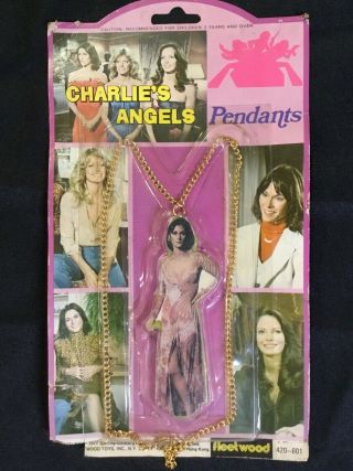 1977 Charlie’s Angels Sabrina Kate Jackson Pendant Fleetwood Rack Card Toy 2