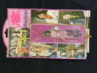1977 Charlie’s Angels Sabrina Kate Jackson Pendant Fleetwood Rack Card Toy 3