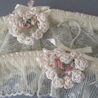 2 Vintage Cream Padded Satin Clothes Hangers Lace Trim Millinery Flowers Hearts