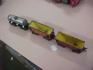 Two Marx Tin Northern Pacific Coal Car 554 & S.  F.  Tank 553 With The Old Coupler