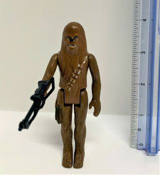 Vintage 1977 Kenner Star Wars Chewbacca Figure Complete With Weapon
