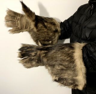 Unique Vintage Dog Sledding Gloves Wolf Or Coyote Fur & Leather Men 