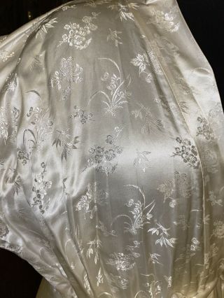 Vintage Golden Deer Hand Embroidered Off White Silk Long Robe XL Floral 3