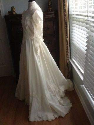 True Vintage,  Shimmering Victorian,  Ivory Wedding Gown.  American Federation.