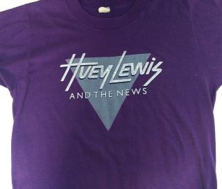 vtg 80s HUEY LEWIS & THE NEWS Sports 1984 concert tour T shirt purple 50/50 S 2