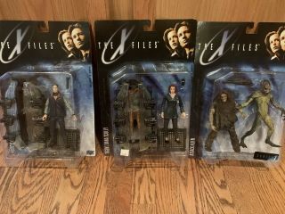 Mcfarlane X - Files Movie Fight The Future Set Of 3 Action Figures Series 1 1998