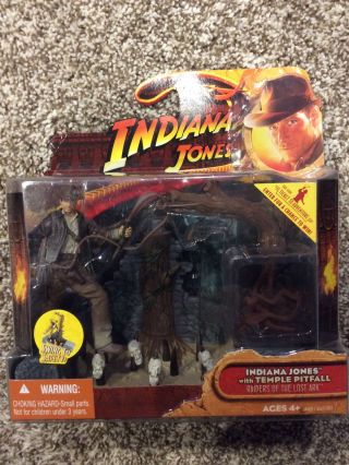 Indiana Jones Temple Pitfall Hasbro 2008 Nib