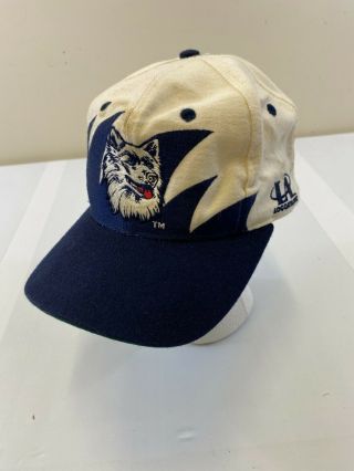 Vtg La Logo Athletics Uconn Connecticut Huskies Sharktooth Snapback Hat