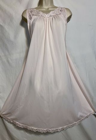 Vtg L Shadowline Light Pink Knee Length Nylon Nightgown Gown W Lace Trim