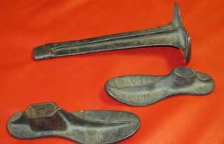 Vintage Mallable Cast Iron Cobblers Shoemakers Shoe Repair Stand 12 " W/2 Forms