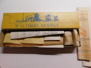 Ho Scale - Vintage Walthers - Wood & Metal Passenger Car Train Kit