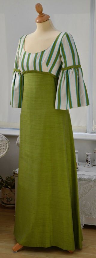 True Vintage 1970s/1960s Maxi Dress - Fully Lined - Empire Line - Green/turquoise - Fab