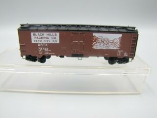 Micro Trains N Scale Black Hills Packing Company Reefer 59530