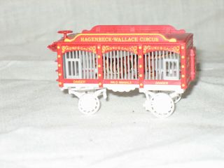 Circus Wagon Ho Scale B8