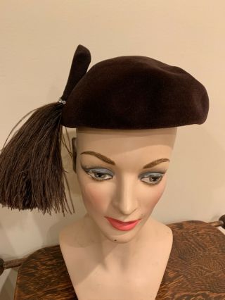 Vintage 1940’s Brown Felt Hat With Feathers