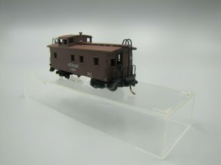 Micro Trains N Scale Santa Fe 34 ' Wood Sheathed Caboose 51100 3