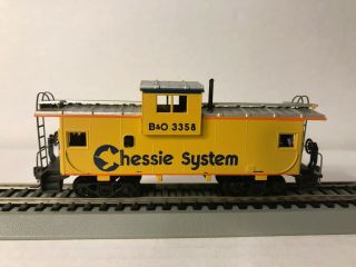 HO Athearn Blue Box Wide Vision Caboose Chessie System,  B&O 3358 3