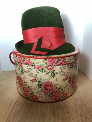 Vtg Sandra York Wool Felt Fedora Tilt Hat Green Red 22.  5” Union Made W/ Box
