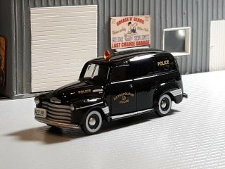 Ho Scale Oxford Diecast 1950 Chevrolet Panel Van Black Metropolitan Police 1/87