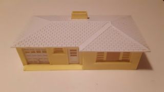 Vintage Plasticville Ranch House,  Kit Rh - 1,  Yellow And White,  Orig.  Box