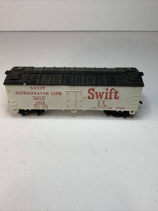 40’ Rail Freight Car Ho Train Swift Refrigerator Line